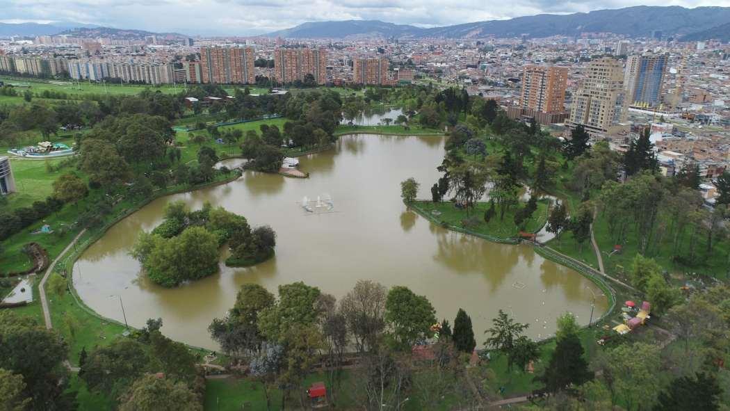 Parque El Lago (Parque de los Novios)