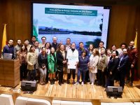 Firma del Plan de Manejo Ambiental del sitio Ramsar Complejo de Humedales Urbanos de Bogotá. Foto SDA